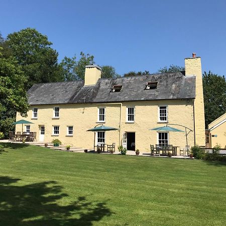 Ty Mawr Country Hotel & Restaurant Carmarthen Exteriér fotografie
