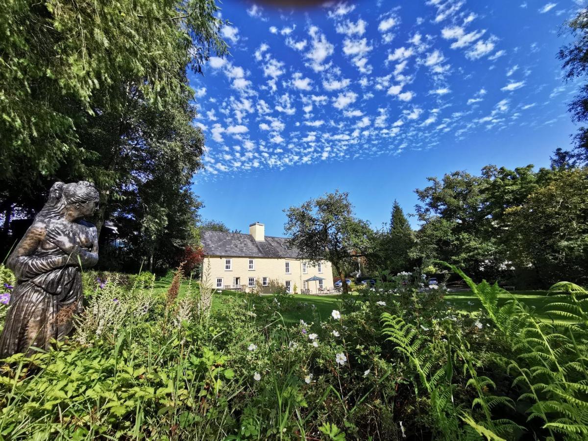 Ty Mawr Country Hotel & Restaurant Carmarthen Exteriér fotografie