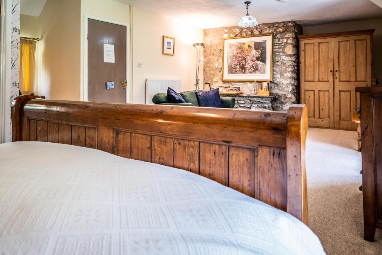 Ty Mawr Country Hotel & Restaurant Carmarthen Exteriér fotografie