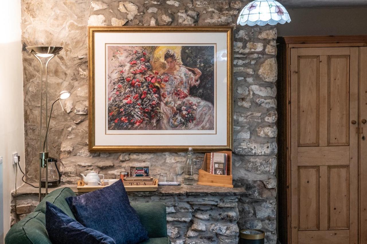 Ty Mawr Country Hotel & Restaurant Carmarthen Exteriér fotografie
