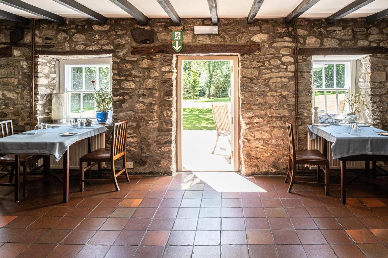 Ty Mawr Country Hotel & Restaurant Carmarthen Exteriér fotografie