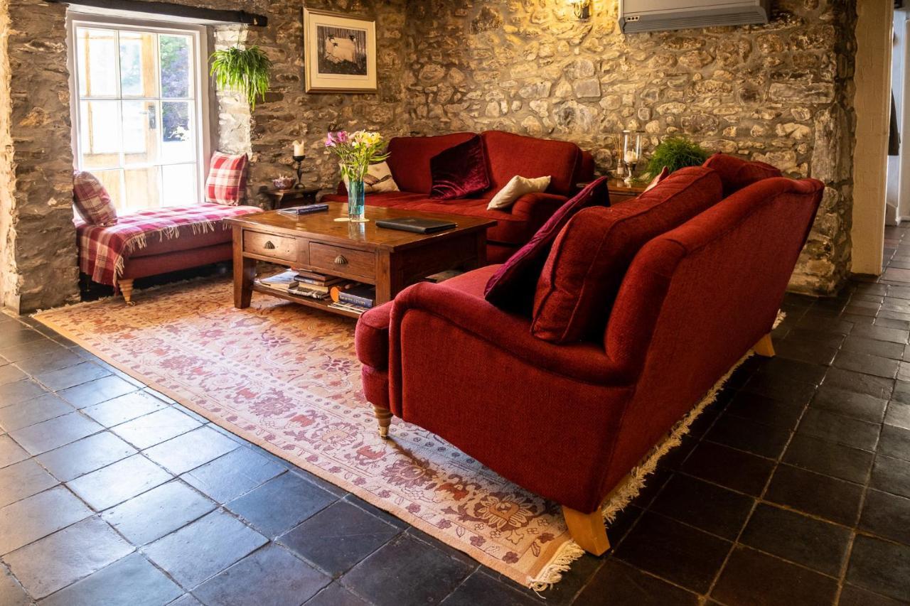 Ty Mawr Country Hotel & Restaurant Carmarthen Exteriér fotografie