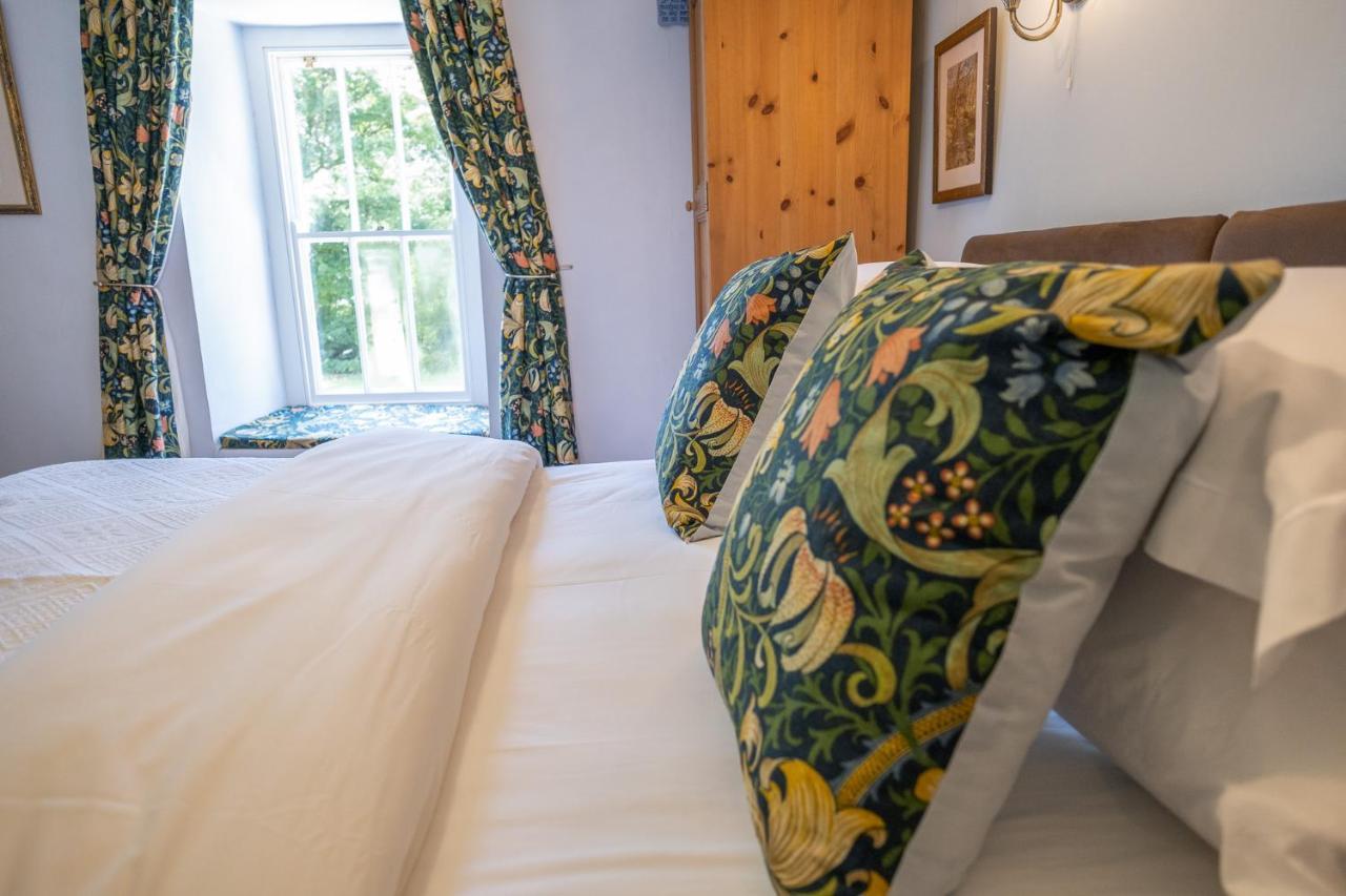 Ty Mawr Country Hotel & Restaurant Carmarthen Exteriér fotografie