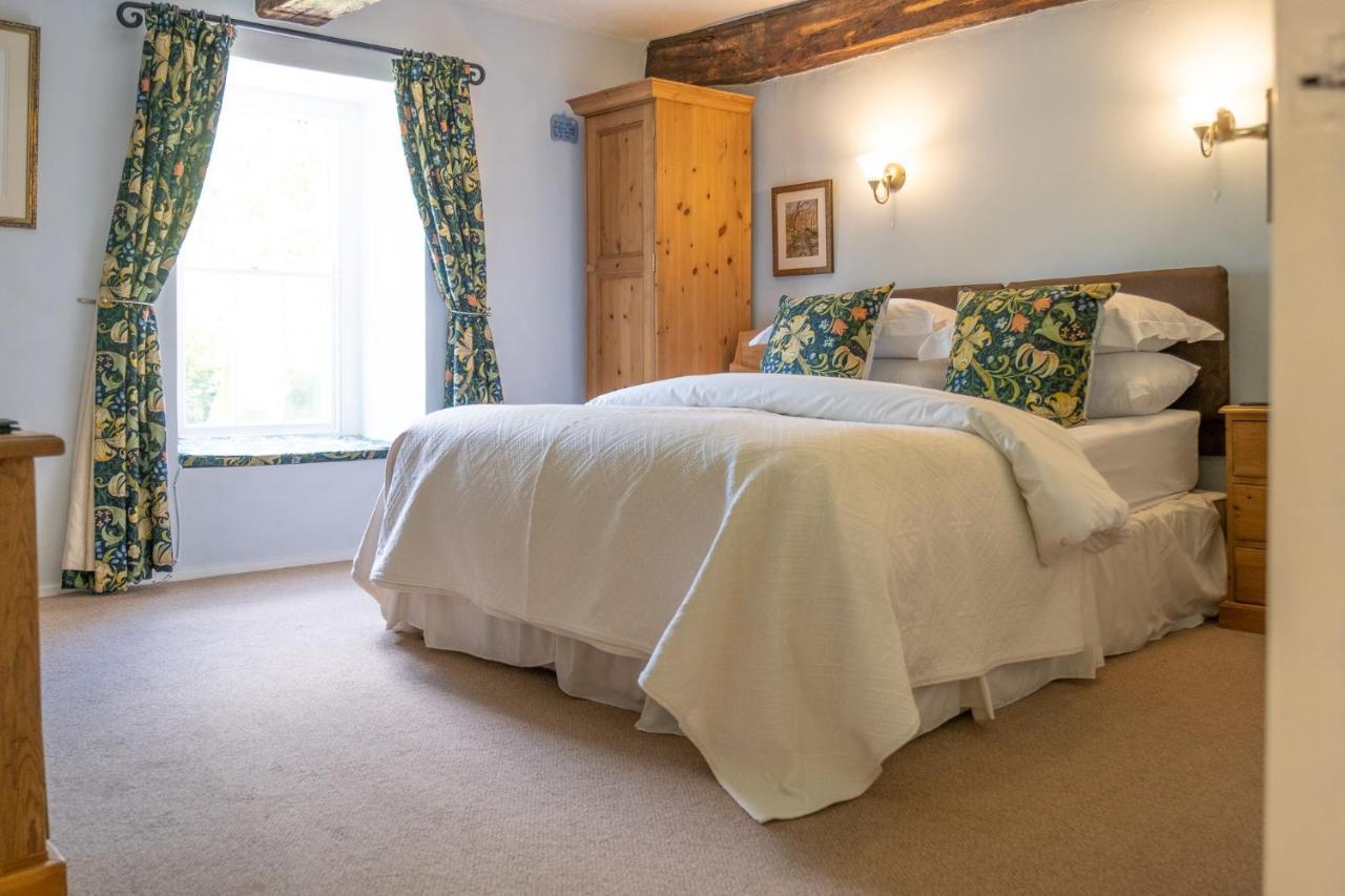 Ty Mawr Country Hotel & Restaurant Carmarthen Exteriér fotografie