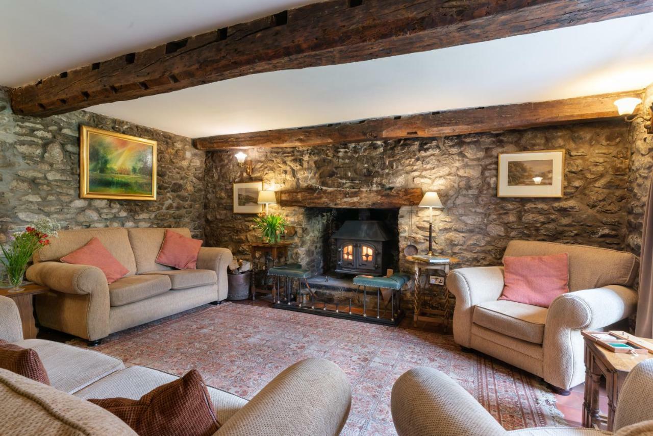 Ty Mawr Country Hotel & Restaurant Carmarthen Exteriér fotografie