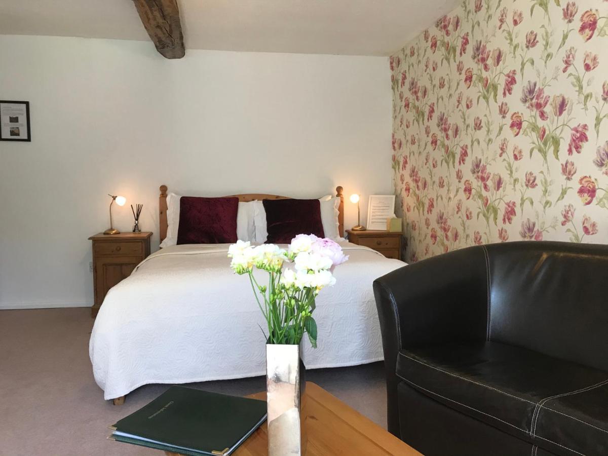 Ty Mawr Country Hotel & Restaurant Carmarthen Exteriér fotografie
